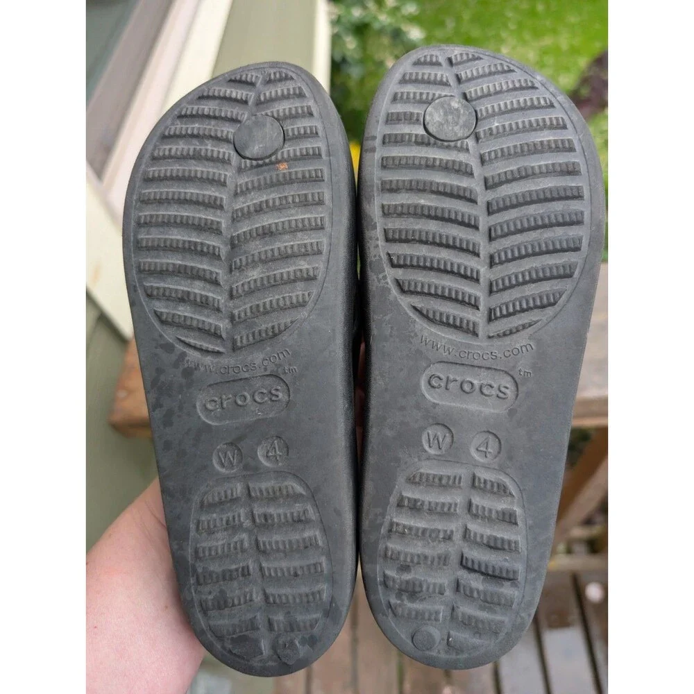 Crocs Sloane Platform Flip Flops Sz 4 Black Iconic Comfort Thongs Sandals Beach